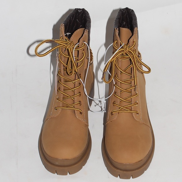 Juicy Couture Womens Question Quilted Chain Ankle Boots Wheat/brown - Picture 2 of 5